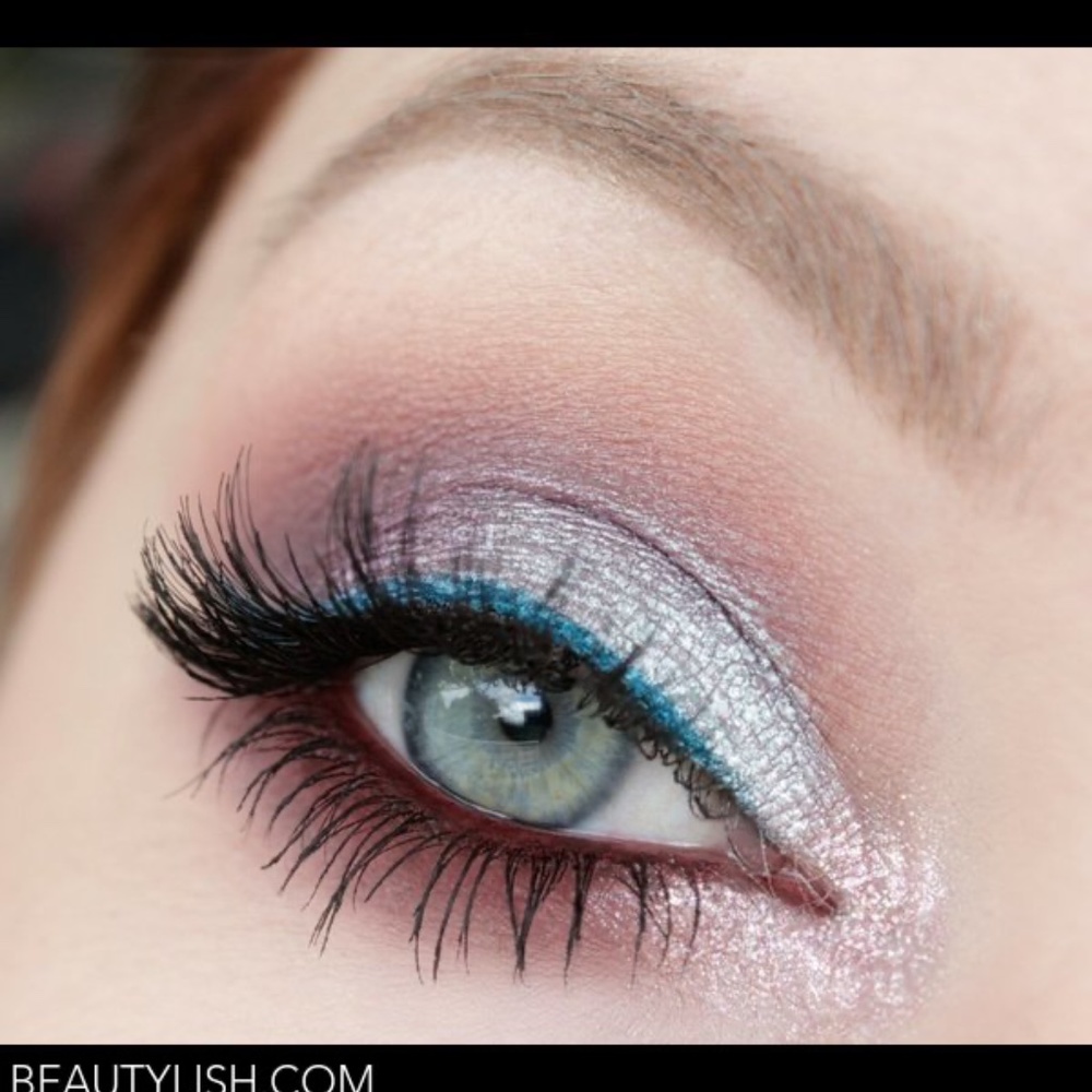 New NIB Makeup Geek 2 piece Kaleidoscope duo chrome pigment & lip glaze …